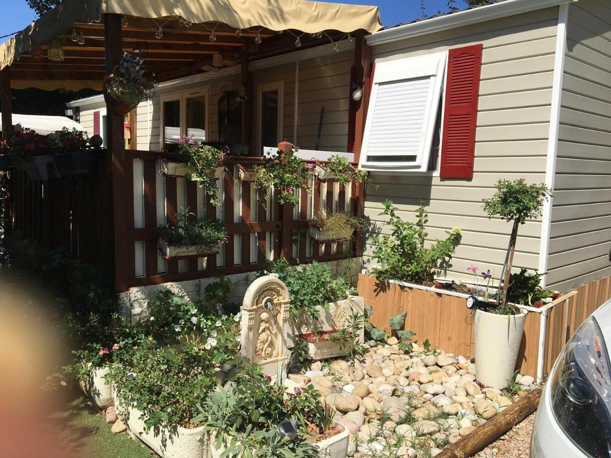 Mobile Home For You Les Rives De Condrieu Εξωτερικό φωτογραφία
