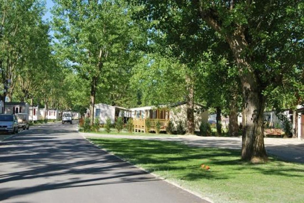 Mobile Home For You Les Rives De Condrieu Εξωτερικό φωτογραφία